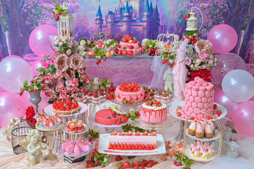 スカイビュッフェ51】「ストロベリースイーツビュッフェ-PINK スカイビュッフェ51】「ストロベリースイーツビュッフェ-PINK
